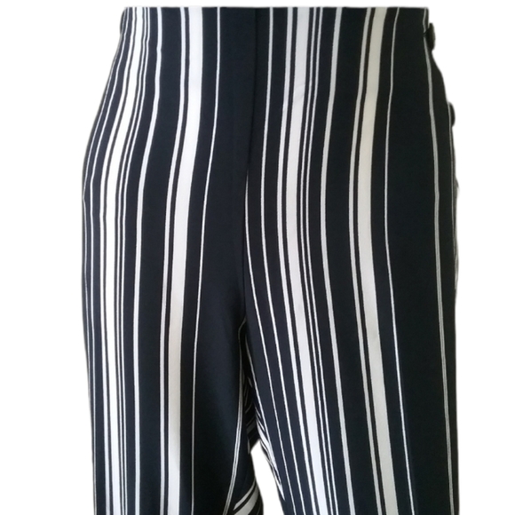 Soho Apparel Knit Pants in Medium - Picture 2 of 7